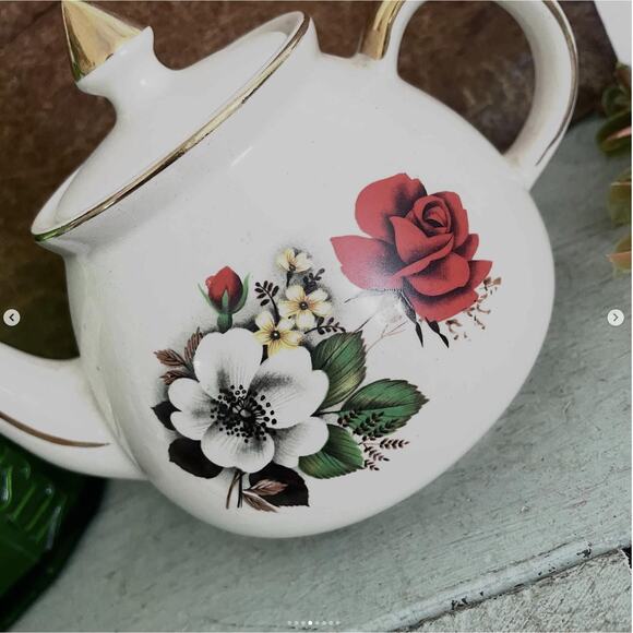 Vintage Hector Gibsons Staffordshire Teapot Tea Kettle Floral Red Rose England - Picture 4 of 8